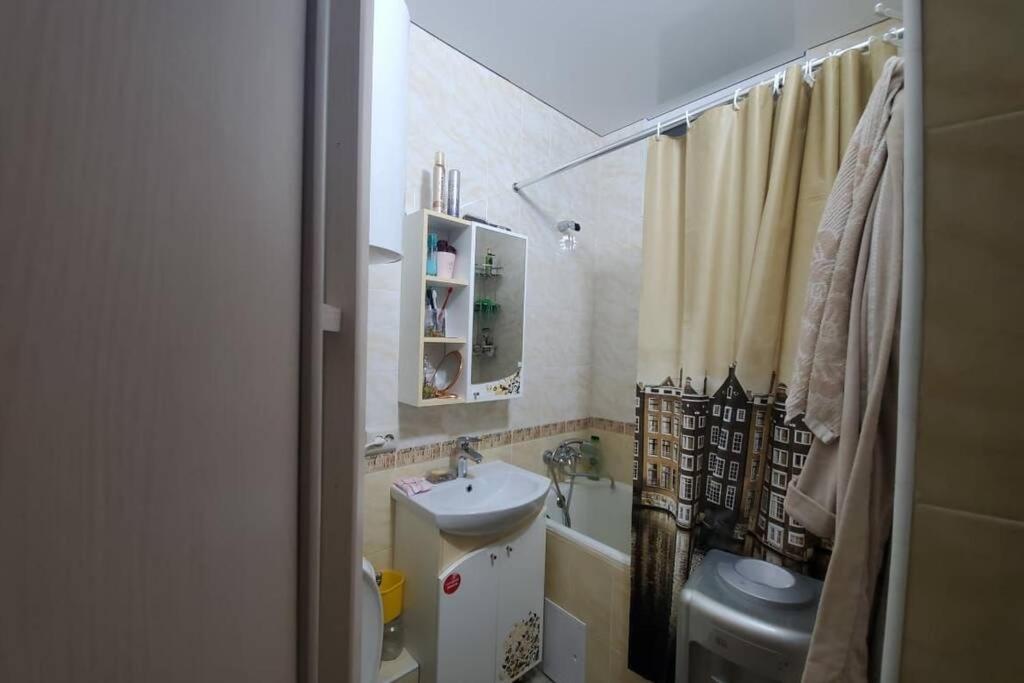 Сказочный Дворик Pitsunda Exterior foto